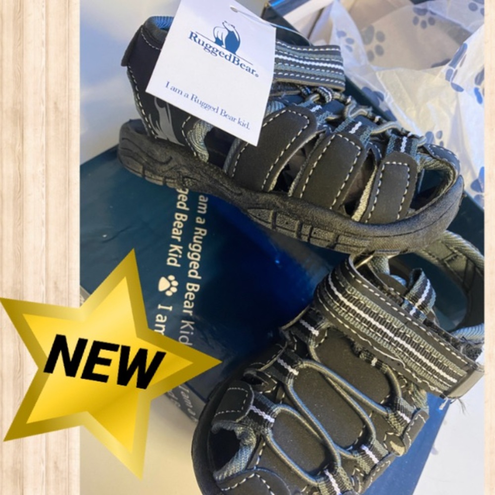 NEW in Box* Kids Sandals (closed toe, ankle strap)